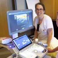 Sarah Schatzmann, Leitende Ärztin Notfall, und Michael Mungenast, Oberarzt Radiologie, gaben ihr Ultraschallwissen an Kolleginnen und Kollegen weiter. 