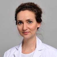Dr. Irina Giewer